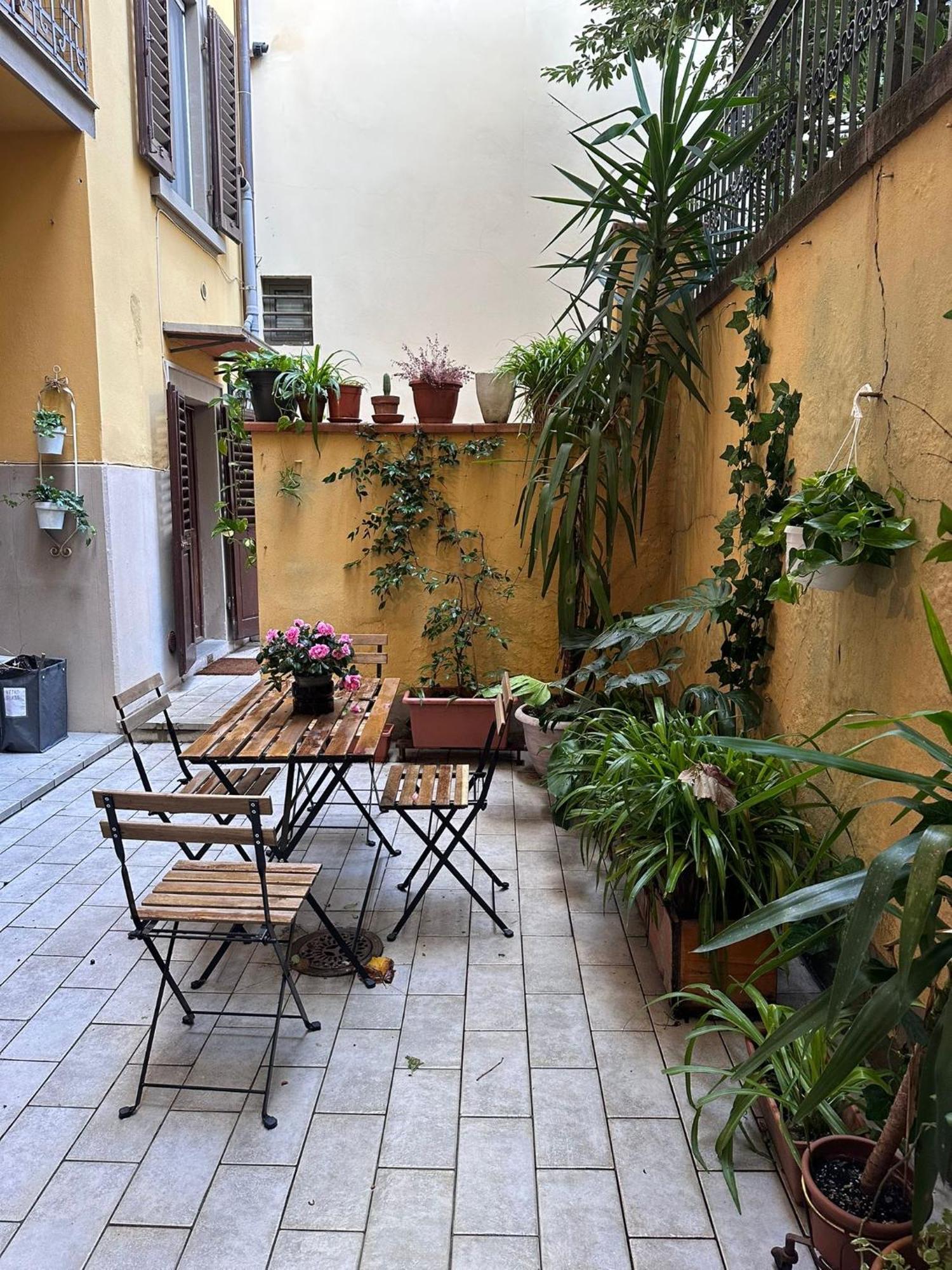 One-Bedroom Apartment With Patio Φλωρεντία Εξωτερικό φωτογραφία