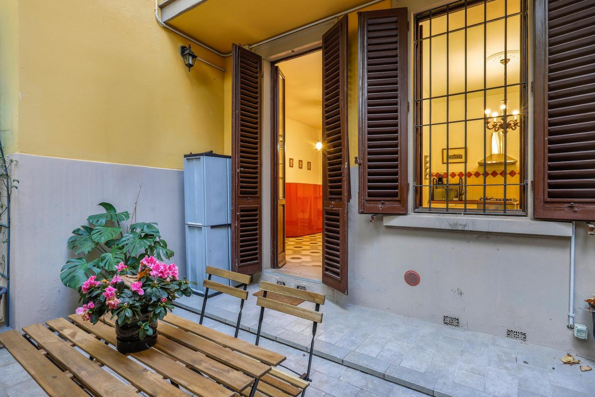 One-Bedroom Apartment With Patio Φλωρεντία Εξωτερικό φωτογραφία